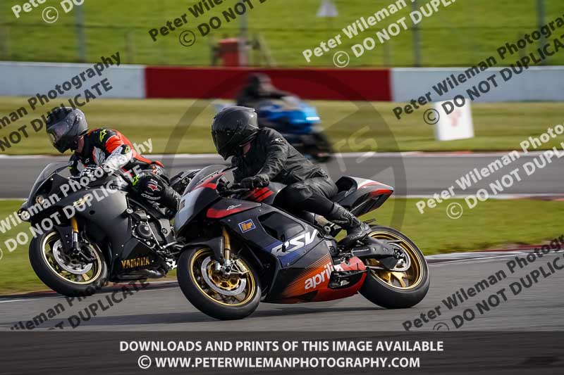 donington no limits trackday;donington park photographs;donington trackday photographs;no limits trackdays;peter wileman photography;trackday digital images;trackday photos